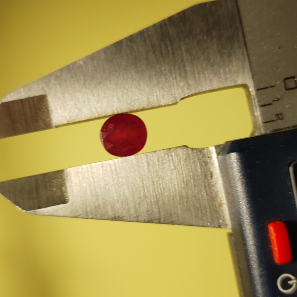 Faceted Pink Red Ruby Gemstone #84 - Picture 4 of 4
